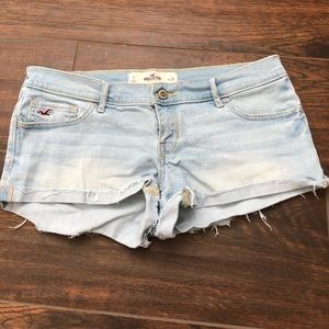 Light wash Hollister shorts size 7